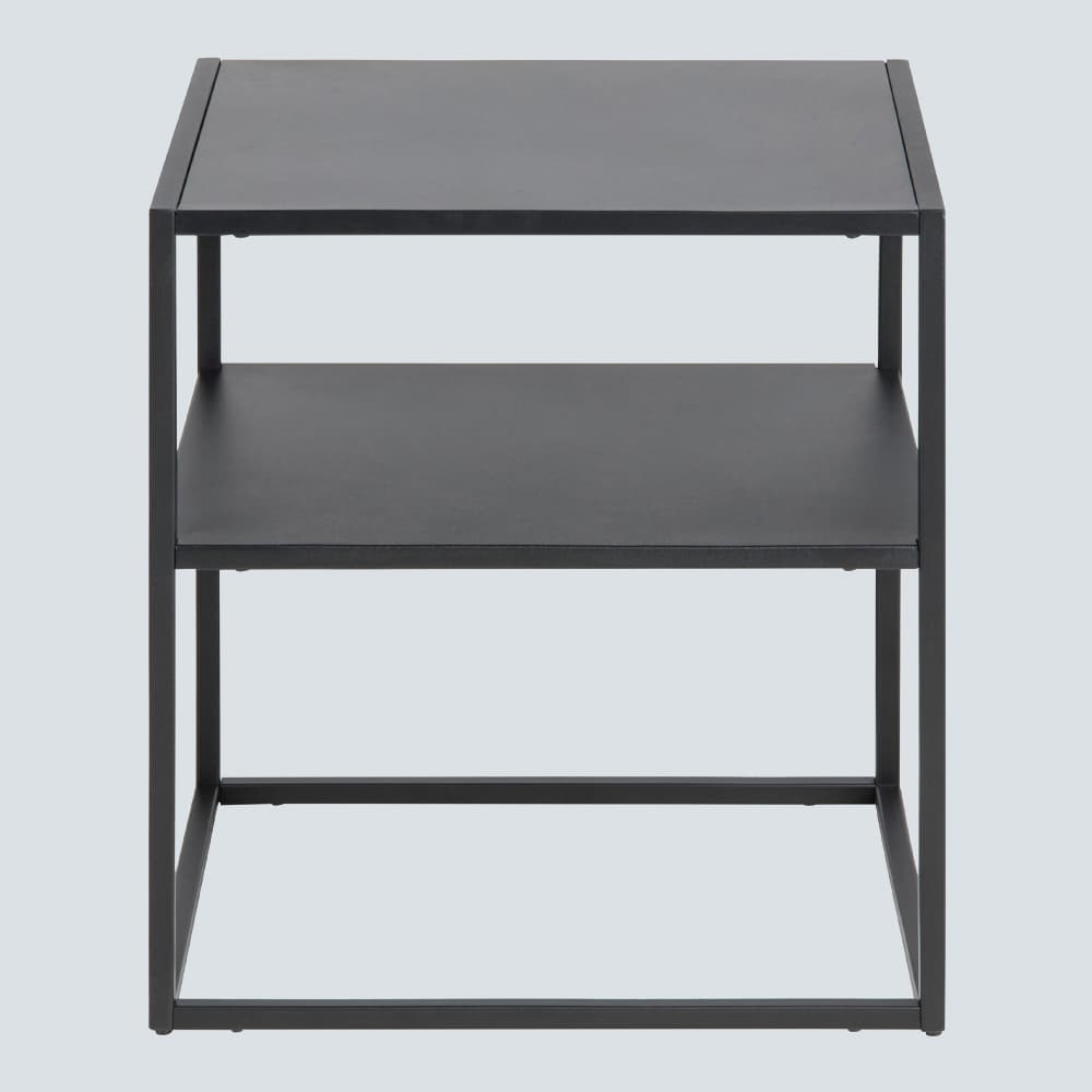Quadratischer Beistelltisch mit zwei Ebenen, gerade Linien und minimalistisches Design in Schwarz