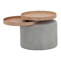 Runder Beistelltisch mit zwei Holzplatten auf einem gerippten, grauen Sockel