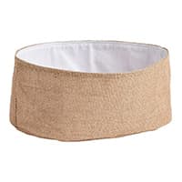 Brauner, ovaler Aufbewahrungskorb mit weißem Innenfutter.