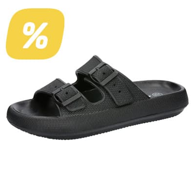 Prozentzeichen für Angebot – schwarze Pantolette mit zwei verstellbaren Riemen und breitem Fußbett in Seitenansicht
