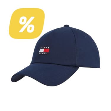 Prozentzeichen für Rabatt – dunkelblaue Tommy Jeans Cap mit Logo vorne auf weißem Hintergrund