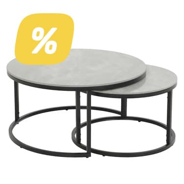 Prozentzeichen-Angebot – zwei runde Couchtische in unterschiedlichen Größen, ineinander geschoben